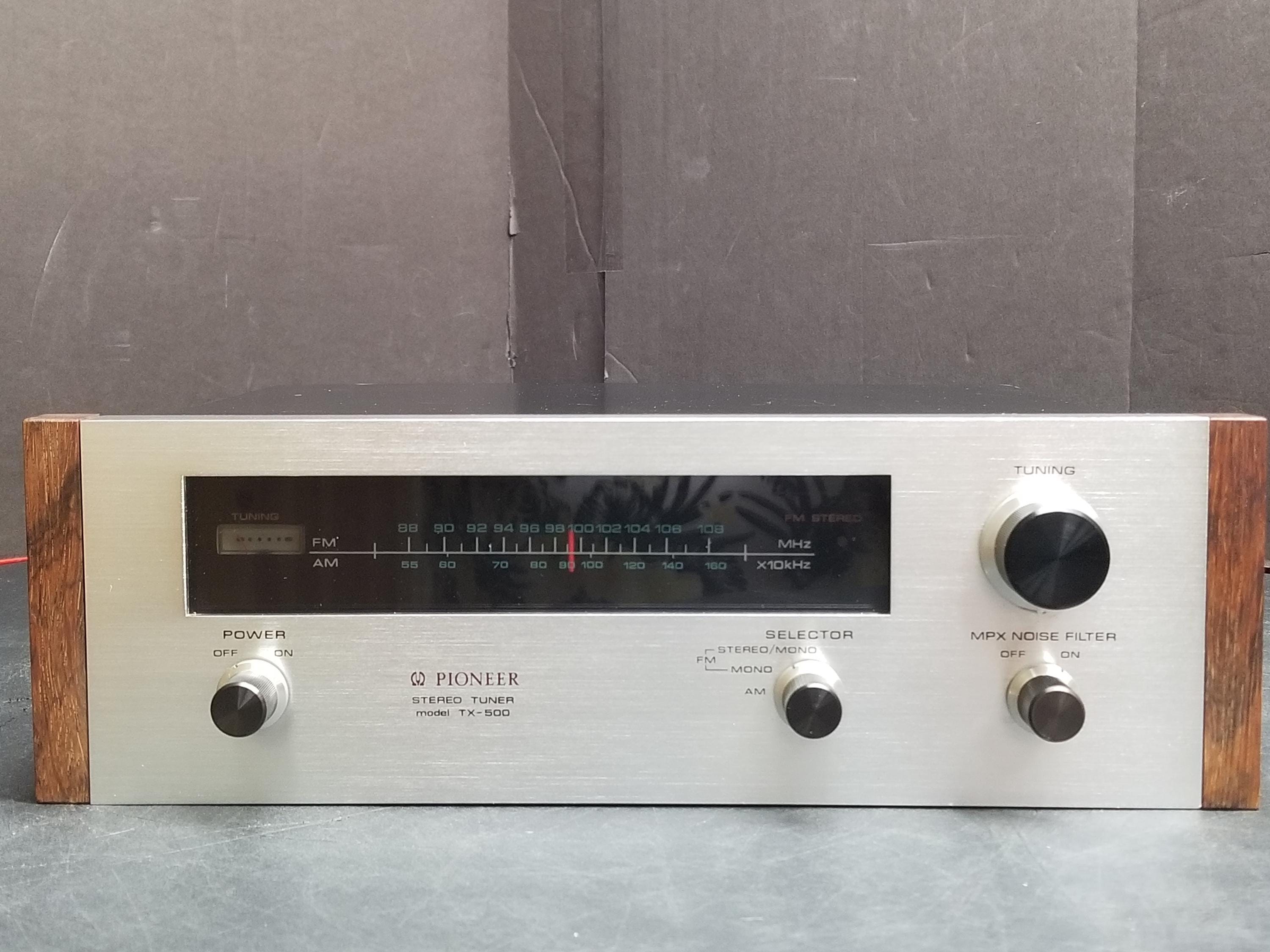 ☆PIONEER ビンテージ チューナー TX-90 の持つことの魅力 ♪