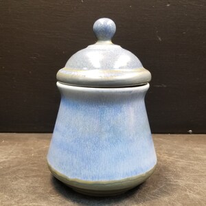 Vintage Beauce Ceramic Beauceware Tarro de tapa mediana azul y verde raro