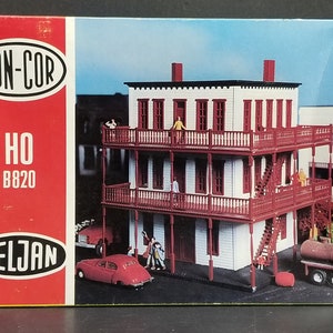 Con-Cor HO Scale B820 Hotel Build Kit