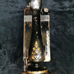 Antique 1920 Singer 127 Sphinx Sewing Machine Head Only Working Parts image 8