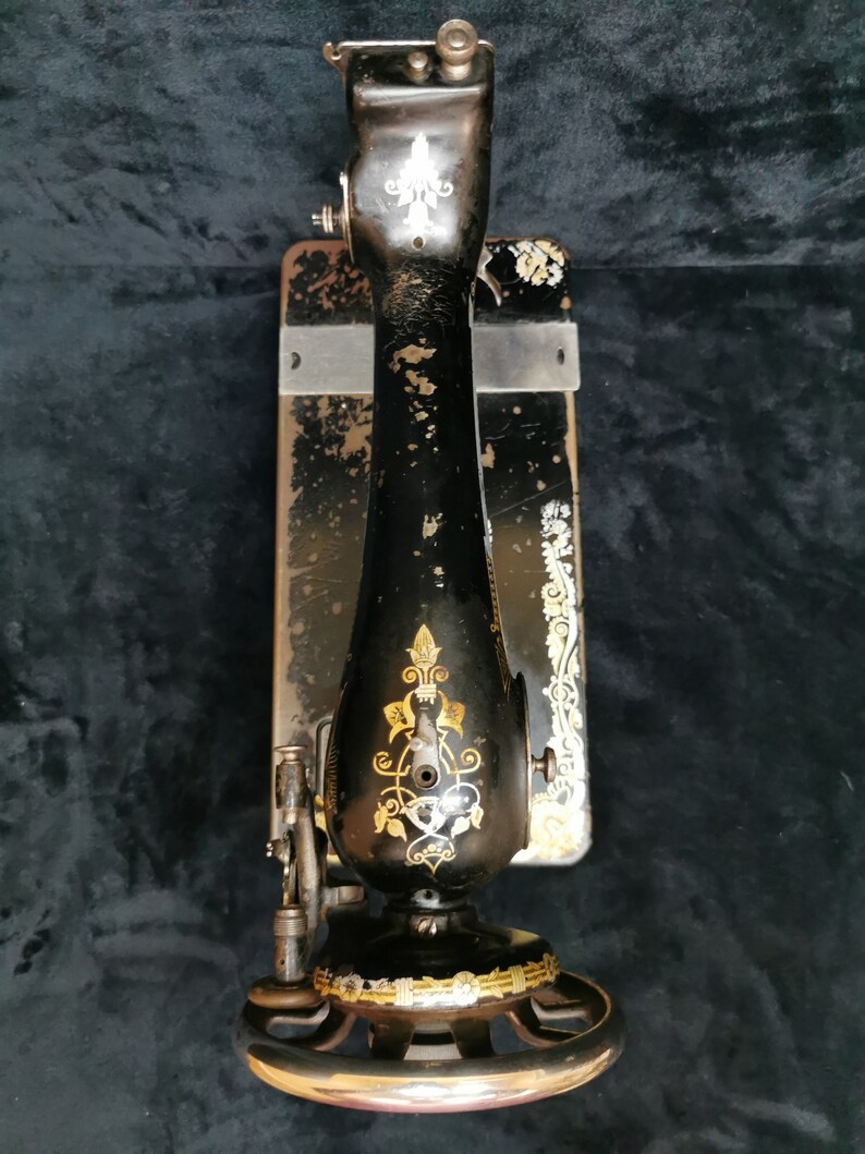 Antique 1920 Singer 127 Sphinx Sewing Machine Head Only Working Parts image 8