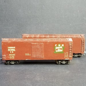 HO Scale Custom Made Canadian National 485302 Lot of 2 Cars