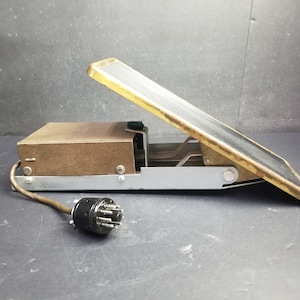 Vintage Organ Pedal 9 Pin Connector Untested