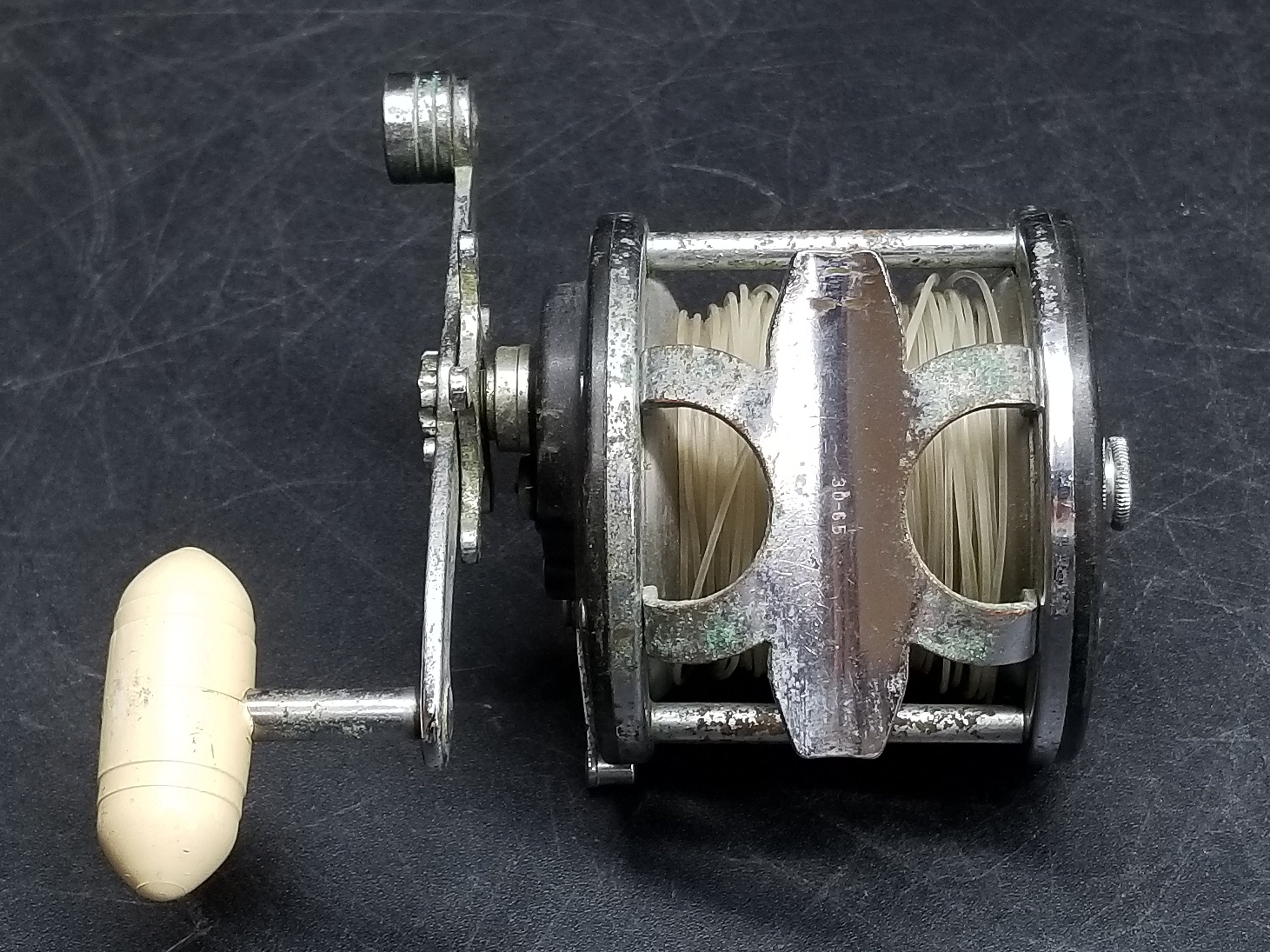 Moulinet De Pêche Vintage Penn Long Beach N°65 – Eau Salée