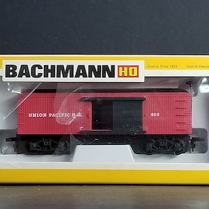 Bachmann HO Scale Union Pacific Old Time West Box Car Red #556 In Box