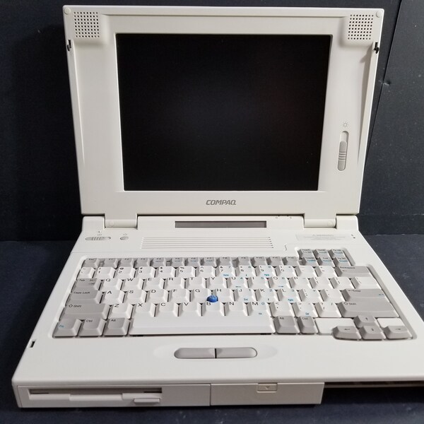 Vintage Compaq LTE 5100 Laptop Series 2880D Not Tested Missing Battery