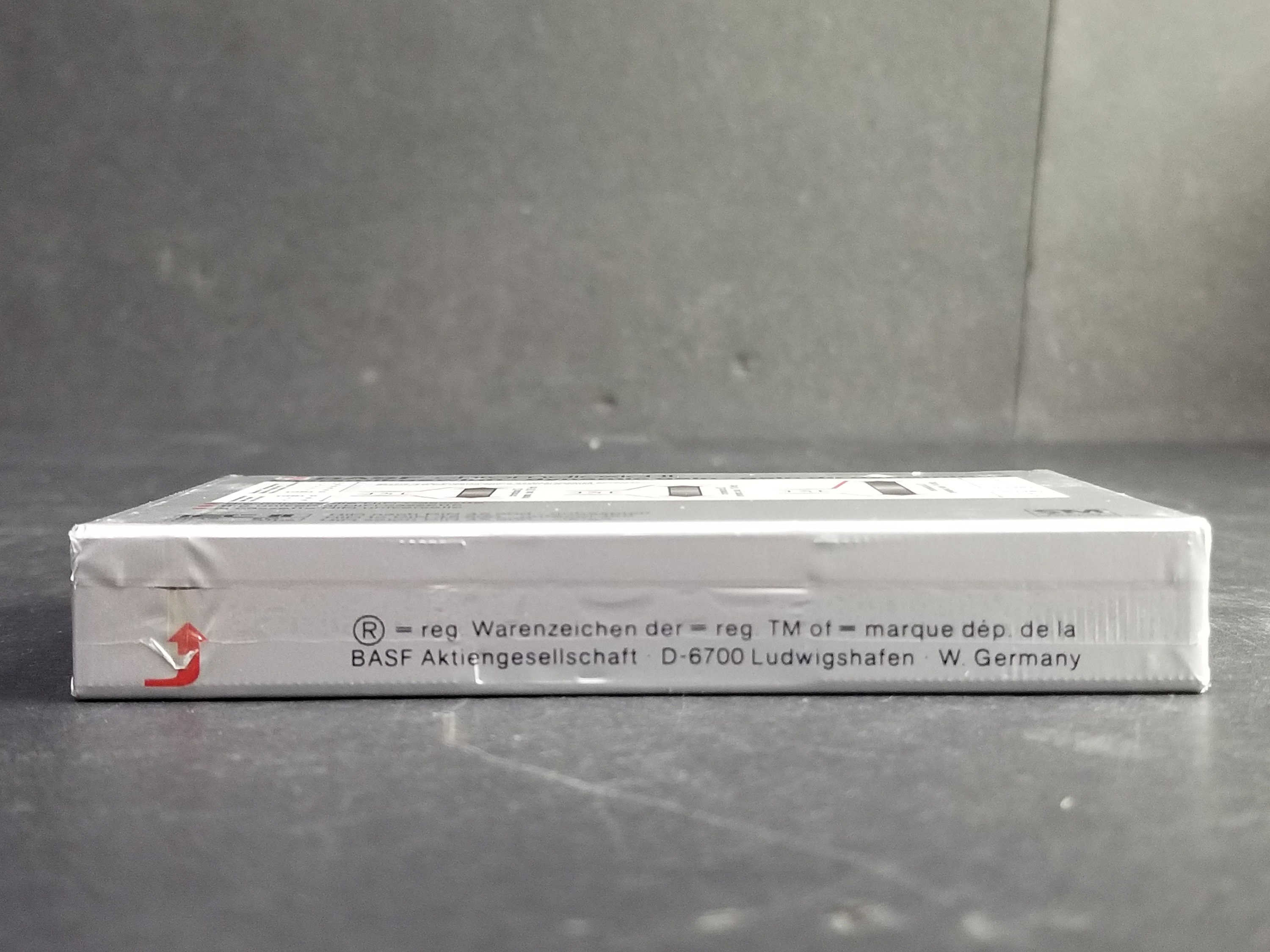 1 Cassette audio K7 - BASF 60 minutes CRII chromdioxyd hifi stéréo sous blister