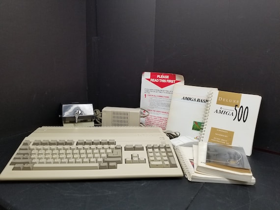 D*e様 Commodore Amiga A500 mini セット 61O09Jbi8XL._UF894,1000_QL80_.jpg