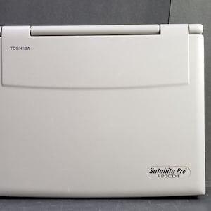 Vintage Toshiba Satellite PRO 480CDT For Parts/Repair