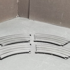 Aurora AFX 4 stuks 9&#39;&#39; Radius Curve 1/8 Cirkel track #2514