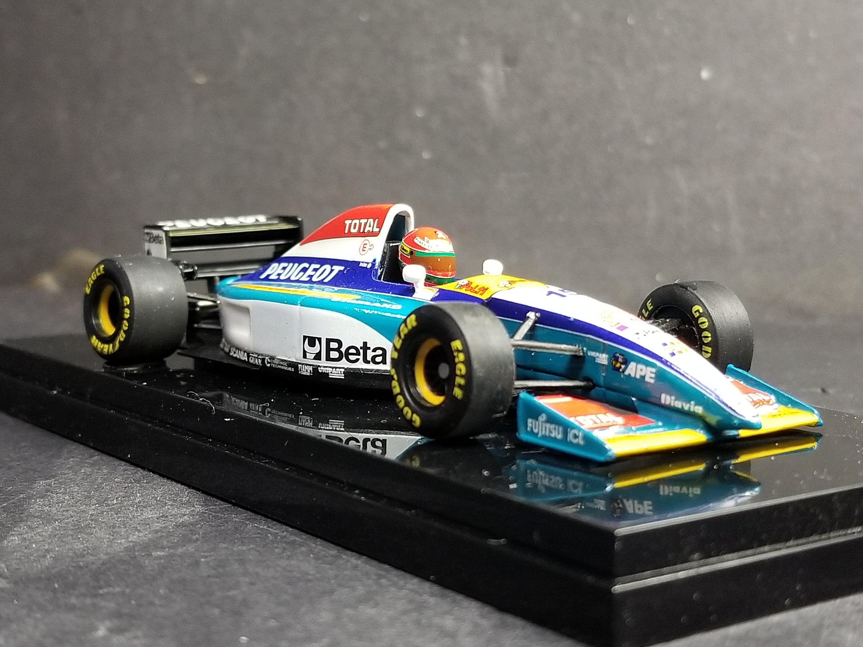 ヴィンテージ ミニチャンプス 1/43 ダイキャスト ジョーダン 195 #E