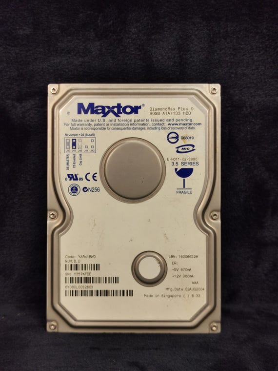 Disco duro Maxtor DiamondMax Plus 9 de 80 GB ATA/133 HDD vintage