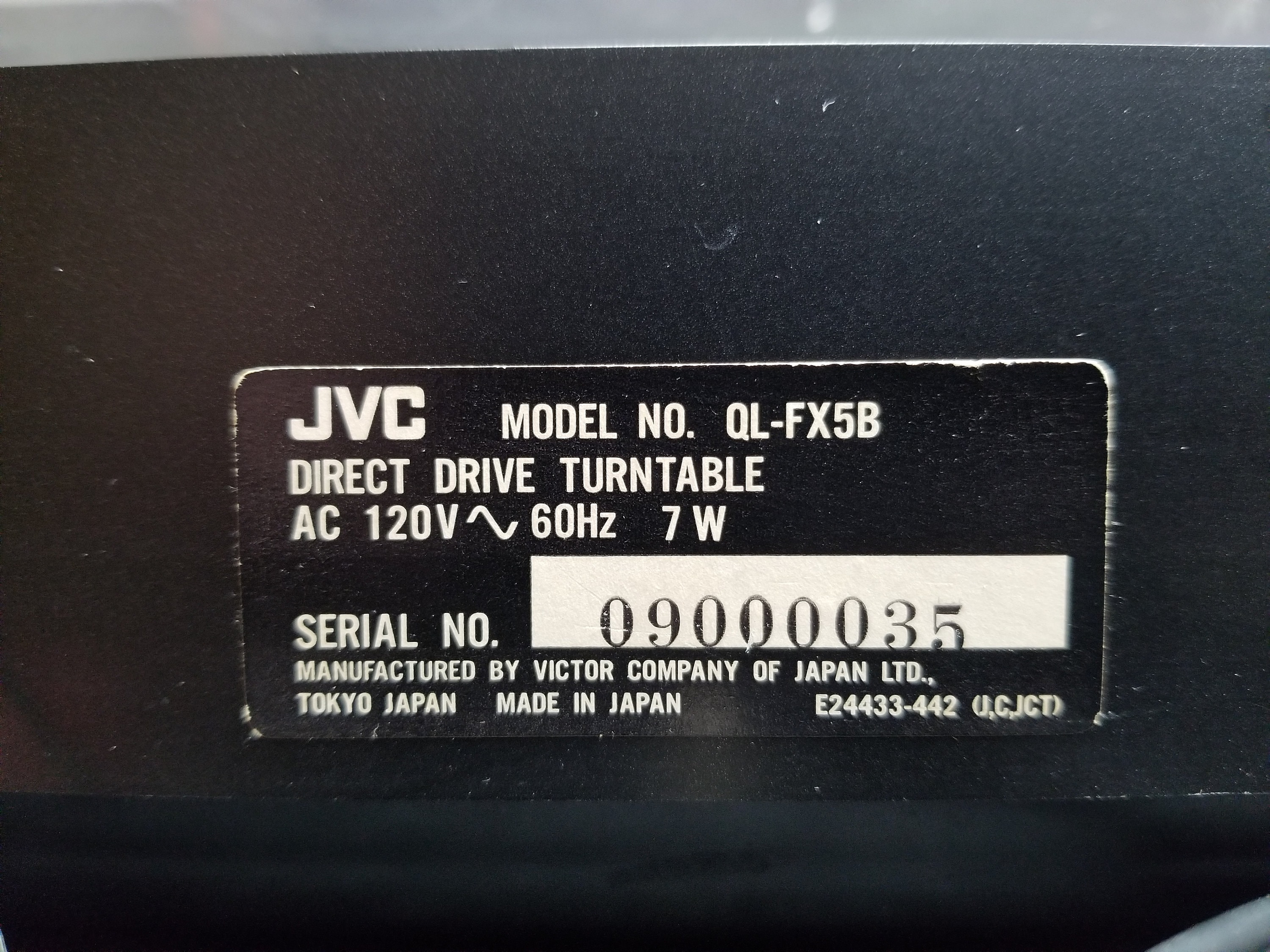 Vintage JVC Quartz Locked Fully Automatic Turntable System Model