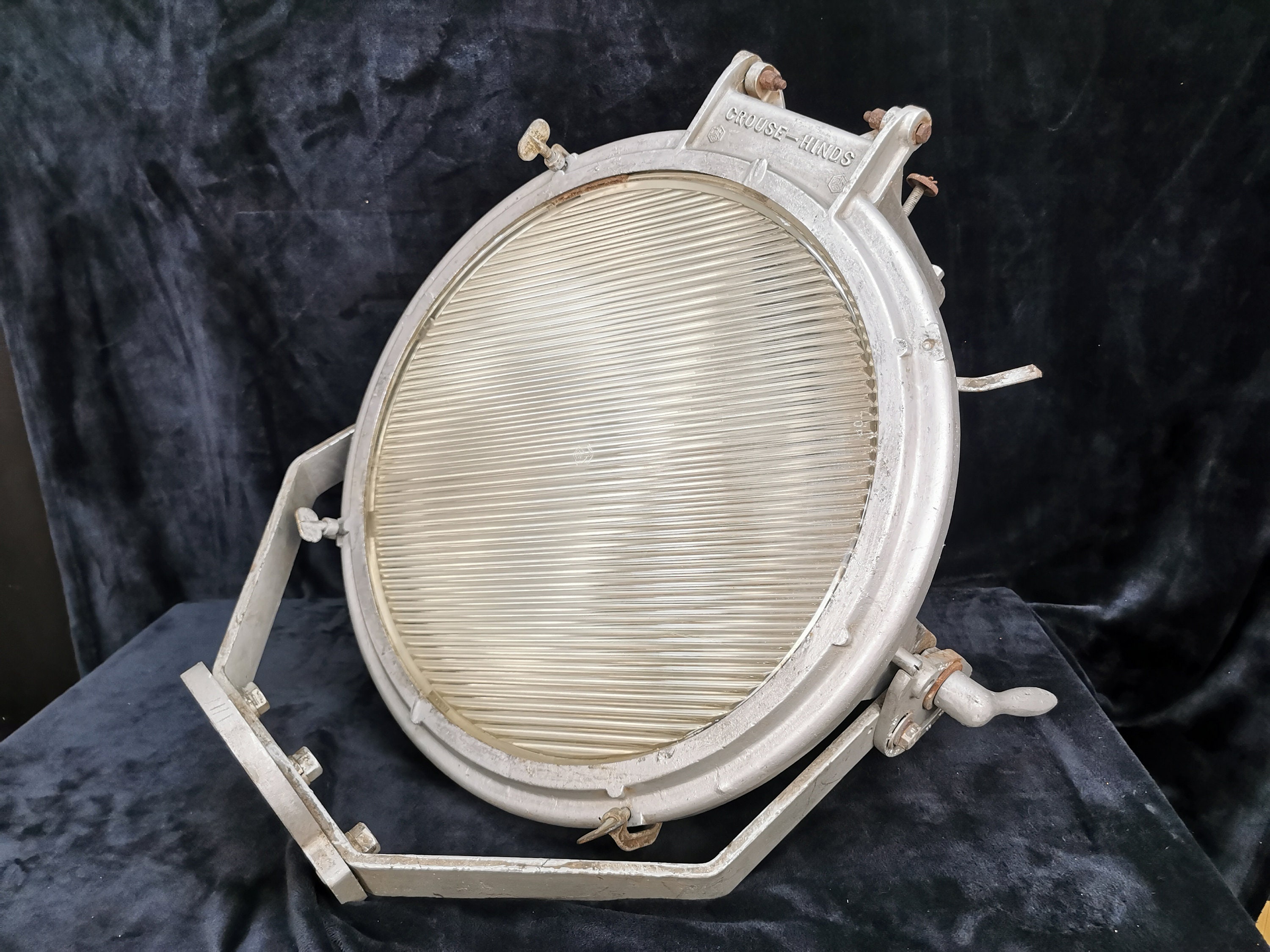 Vintage 1940's Crouse-hinds 19
