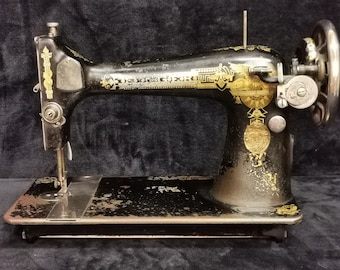 Antique Davis Vertical Feed Sewing Machine #8 Circa 1906 Working W