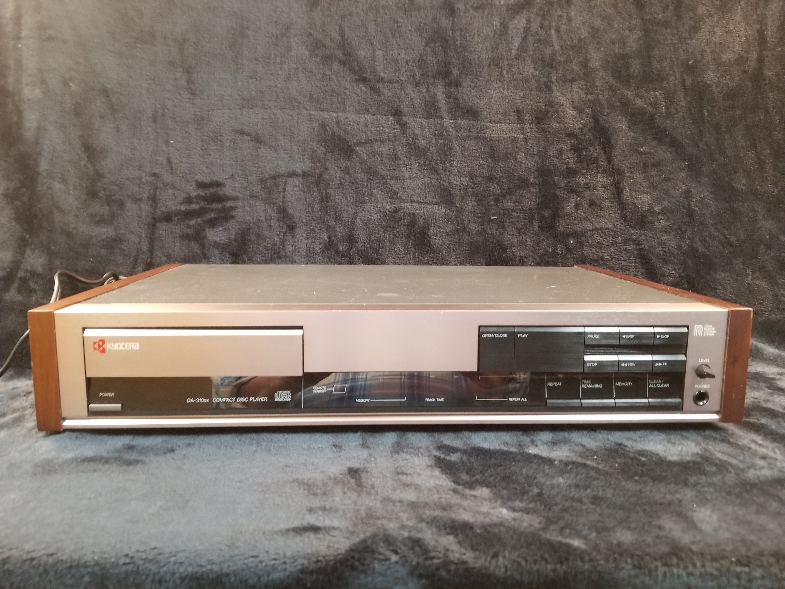 Vintage Kyocera Da-310cx 3 Beam Compact Disc Player Tested Working