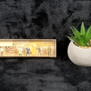 Vintage Merten HO Scale Railroad Figures 6 Figures for Trains Layout Box 800 New Old Stock