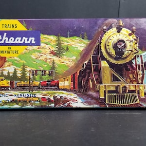 Athearn HO Scale Ontario Northland 40&#39; Box Car Ont #90075 Green Unbuilt New In Box