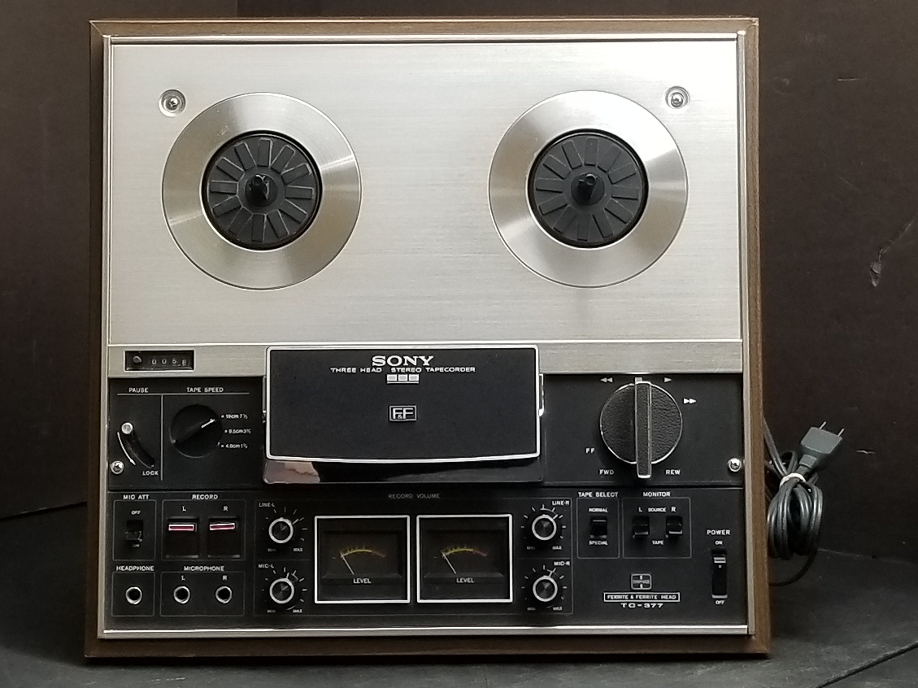 Vintage Sony Reel-to-reel Tape Three Head Stereo Tapecorder Model TC-377  Working -  Canada