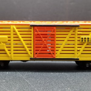 Tyco HO Durango 40' Stock Car with Sliding Doors Yellow/Orange KC #40394