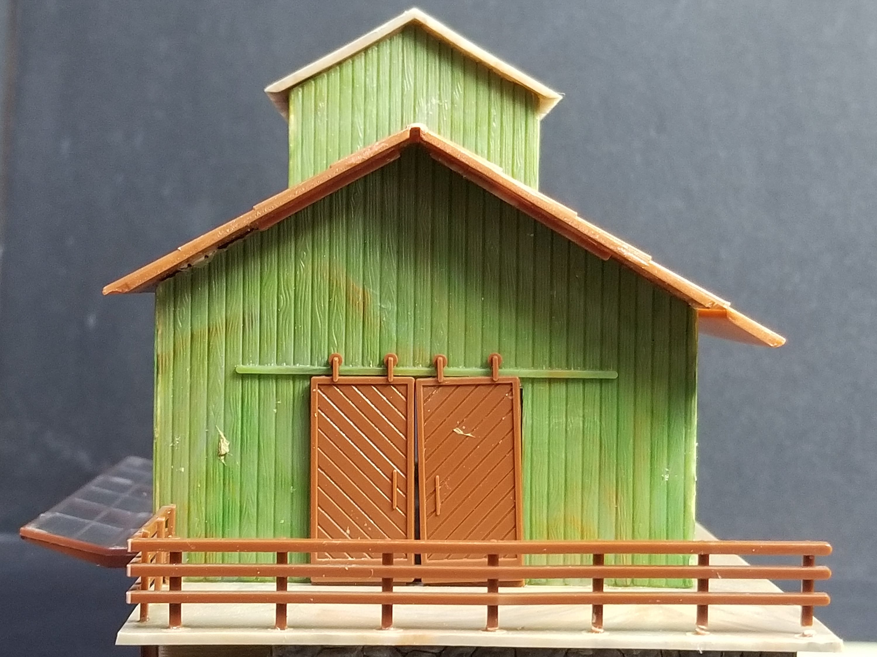 Faller HOスケール No.157 倉庫（積載ランプ付き） - Etsy 日本