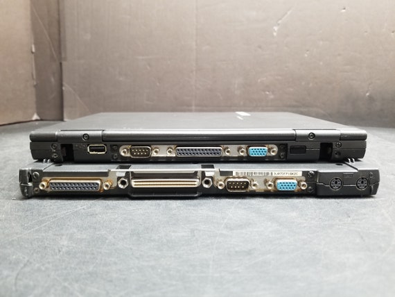 Vintage Compaq Armada Model U98.003.C.00 Laptop With Expansion