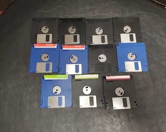 Vintage Lot of 11 Blank Diskettes 3.5 Floppy Untested