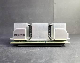Processeur Intel Pentium III vintage avec dissipateur thermique 7472D non testé