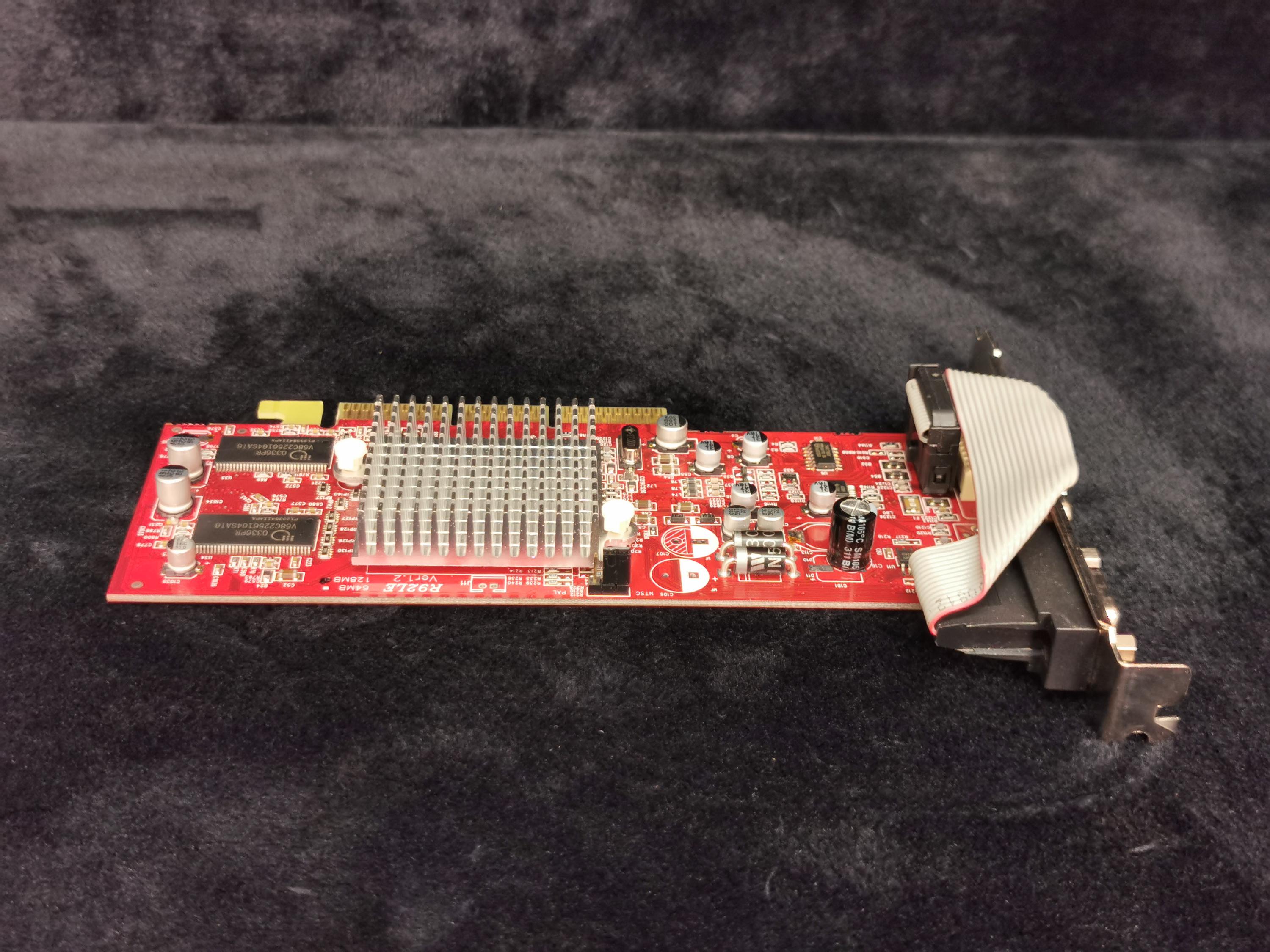 PCIグラフィックボード　ATi Radeon9200LE 128M Vintage ATI Radeon 9200LE AGP Graphics Card 128MB (untested) - Etsy