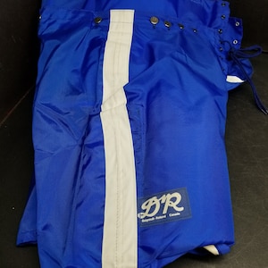 D&R Ice hockey Pants Style 3420 Senior Size Small Size 34-36 Blue New