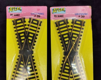 Vintage HO Scale Atlas 30 Degree Crossing Track Brass Rail Crossover #39 Lot of 2