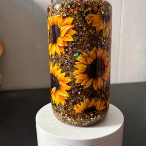 Tasse en verre boule à neige scintillante Tournesols, 16 oz