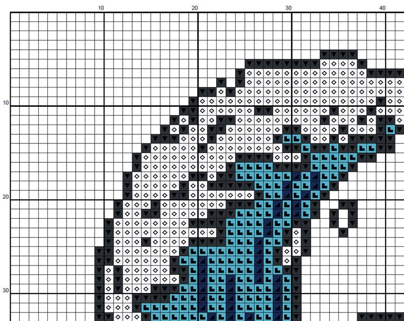 Op de afbeelding: Een pixel art kruissteekpatroon met een blauwe en witte vogel met zwarte accenten. De vogel kijkt naar de rechterkant van de afbeelding.