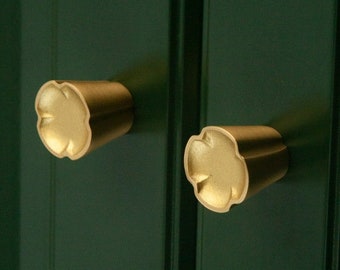 Brass flower cone knobs solid brass Pulls knobs, gold Cupboard Door Handles, modern cabinet Knobs, furniture hardware