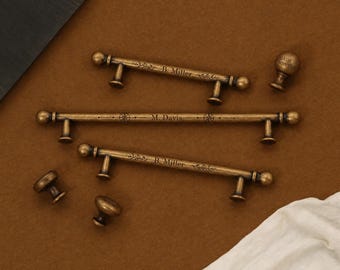 Op maat gegraveerde vintage eenvoud kastgrepen, keuken lange handgrepen massieve eengatsknoppen, kledingkastgrepen, handgreep voor thuisbeslag, ladeknop