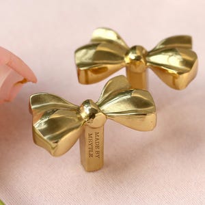 Brass bow knot Drawer Pulls knobs, girl room Cupboard Door Handles,Custom Engraved solid brass cabinet Knobs, Nursery Dresser bow handles