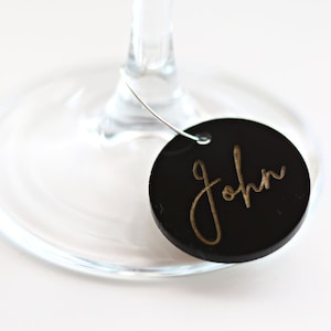 Personalised Round Wine Glass Name Charms Custom Name Tag Wedding Acrylic Wedding Favours Guest Setting Seating Engraved Ideas Champagne AUS