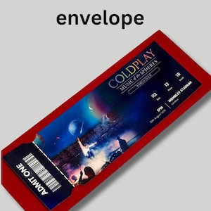K&ouml;nnte beinhalten: Ein roter 80mm x 215mm Umschlag mit einer Konzertkarte f&uuml;r die Coldplay Music of the Spheres Welttournee im Wembley Stadion in London am 30. August 2025. Das Ticket zeigt eine Weltraumgrafik, einen Strichcode und den Text ADMIT ONE.