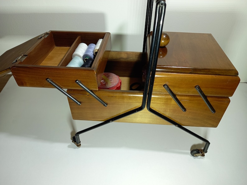 Vintage Wooden Sewing Box / Sewing Box With Wheels / Vintage Décor