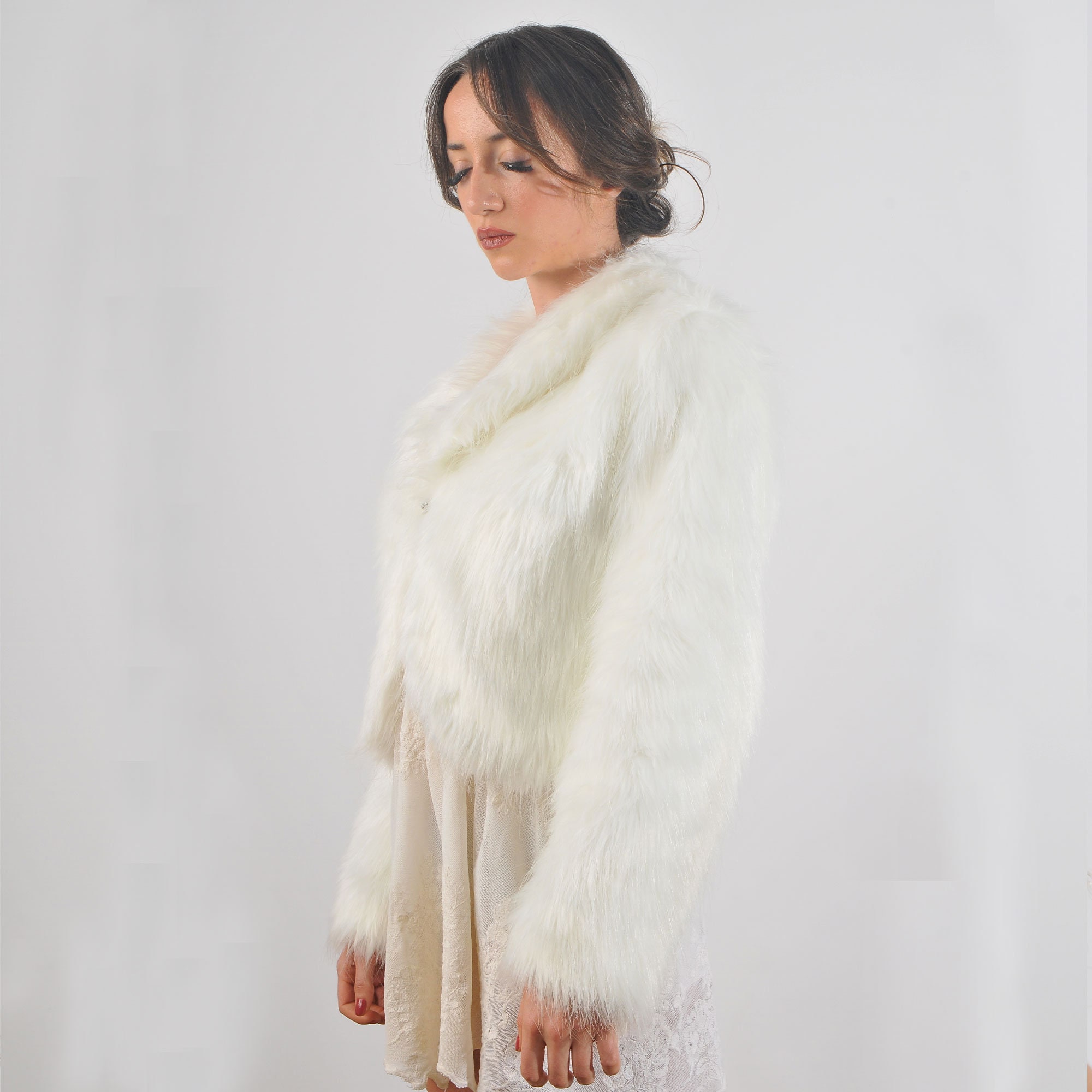 Damen Kunstfell Schal – Weiß, Kuschelig Warm, Als Stola Oder Wickeltuch Für Braut & Abendlook