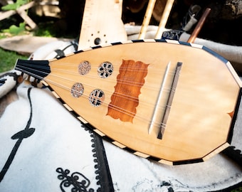 Koboz, Cobza, Lute traditional hungarian romanian folkinstrument, Kurzhalslaute, lánt, lant, lutje, Laute, Oud, arabic instrument, mandoline