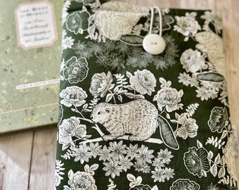 Woodland Animals padded book sleeve | tablet cover | button closure | book gift | floral bookish gift | forestcore | Kindle sleeve