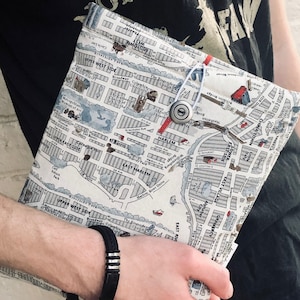 New York City Map padded book sleeve | tablet cover | button closure | gift for book lover | reading gift | teacher bookish gift | Kindle