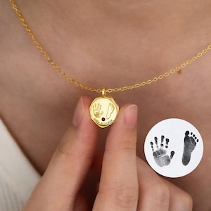 Newborn Footprint Necklace with Birthstone, Baby Footprint Necklace, Wax Seal Necklace, Handprint Art Jewelry, New Mom Gift, Gifts for mom