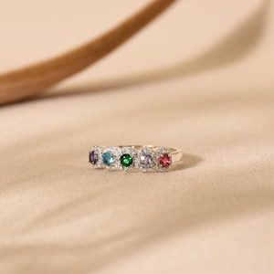 Dainty Multiple Birthstone Ring, Family Birthstone Ring, Stackable Ring, Vintage Birthstone Jewelry, A Minimalist Gift for Grandma