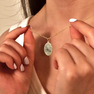 Custom Fingerprint Necklace, Actual Fingerprint Charm, Personalized Fingerprint Pendant, Thumbprint jewelry, Sympathy Memorial Gift for Mum