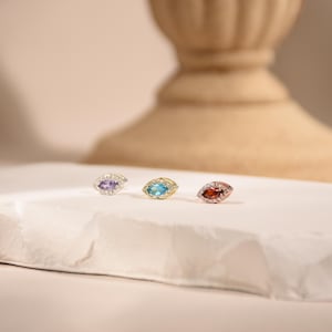 Dainty Birthstone Earrings, Tiny Leaf Birthstone Earrings Stud, Custom Earrings for Mom, Daily Earring, Grandma Gift, Birthday Gift for Mom
