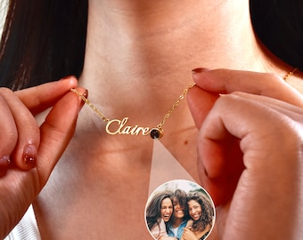 Custom Name Necklace with Photo Projection, Picture Necklace, Gold Name Necklace, Projection Photo Necklace, Birthday Gift, Gift for Mom Her