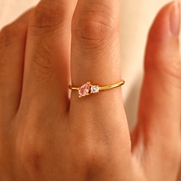 Dainty Two geboortesteenring, moeder-dochterring, aangepaste Toi et Moi-edelsteenring, geboortesteen familiering, cadeau voor stellen, Moederdagcadeaus