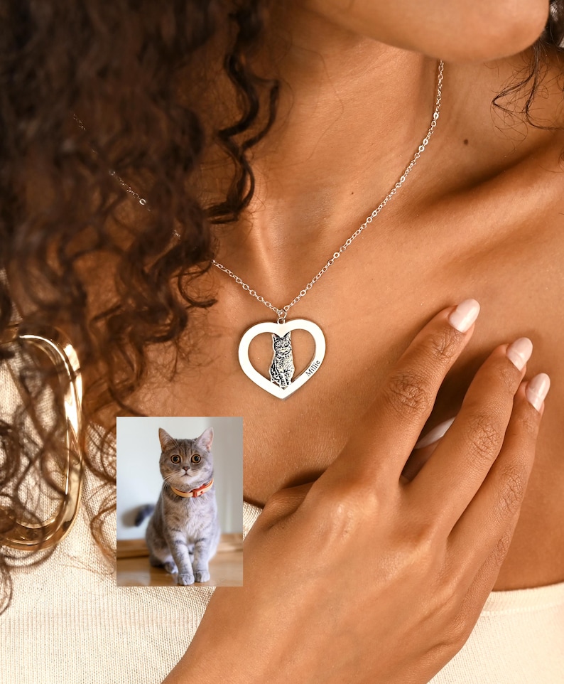 Personalised Pet Portrait Necklace, Engraved Pet Portrait Necklace, Custom Pet Photo, Memorial Gift for Cat Dog Mom, Christmas Gifts for Her image 1